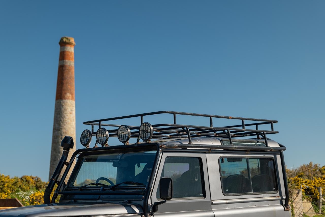 2001 Land Rover Defender 90 Tomb Raider