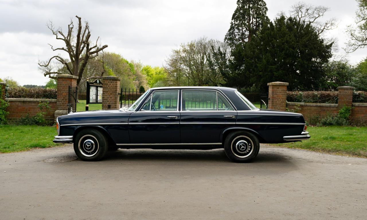 1968 Mercedes - Benz 280 SEL