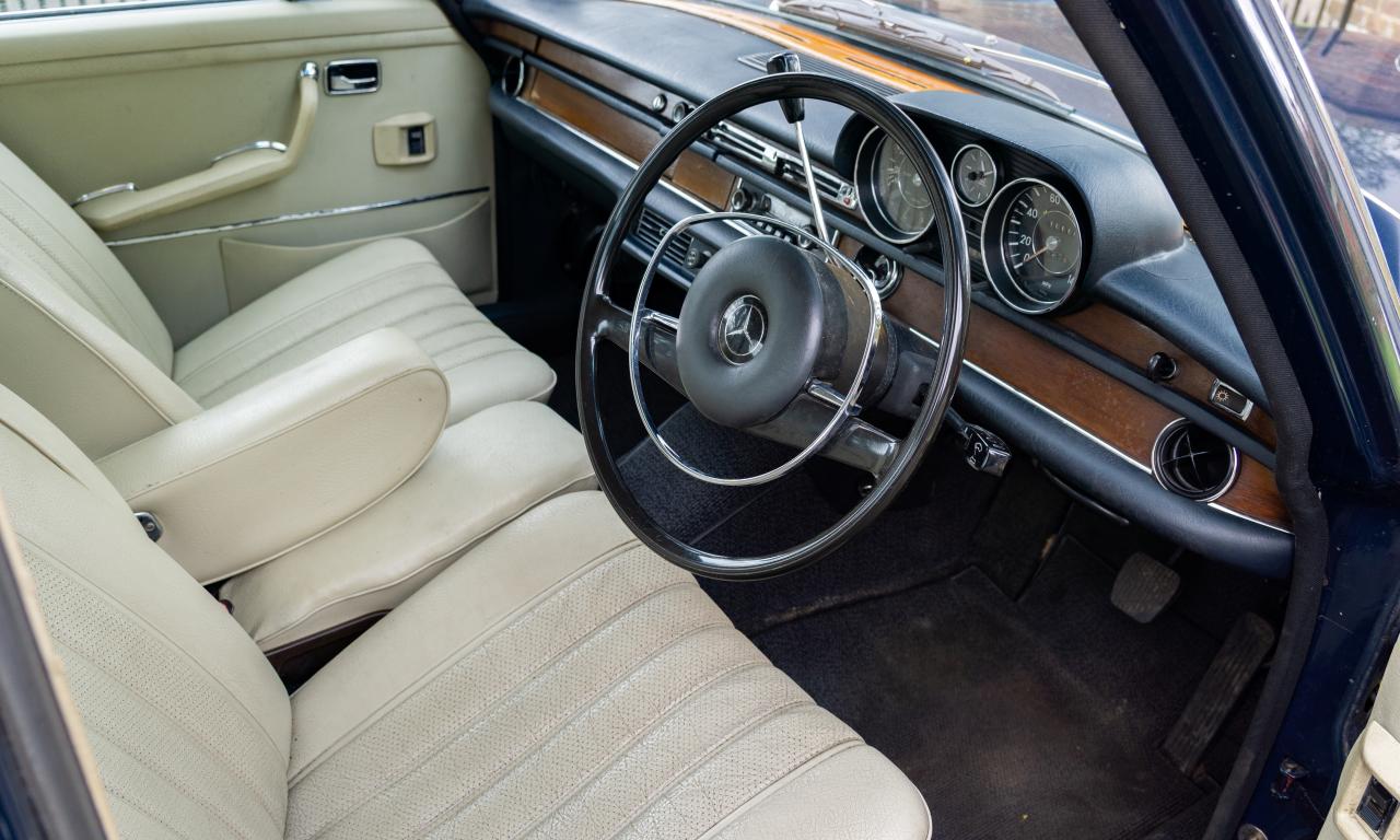 1968 Mercedes - Benz 280 SEL