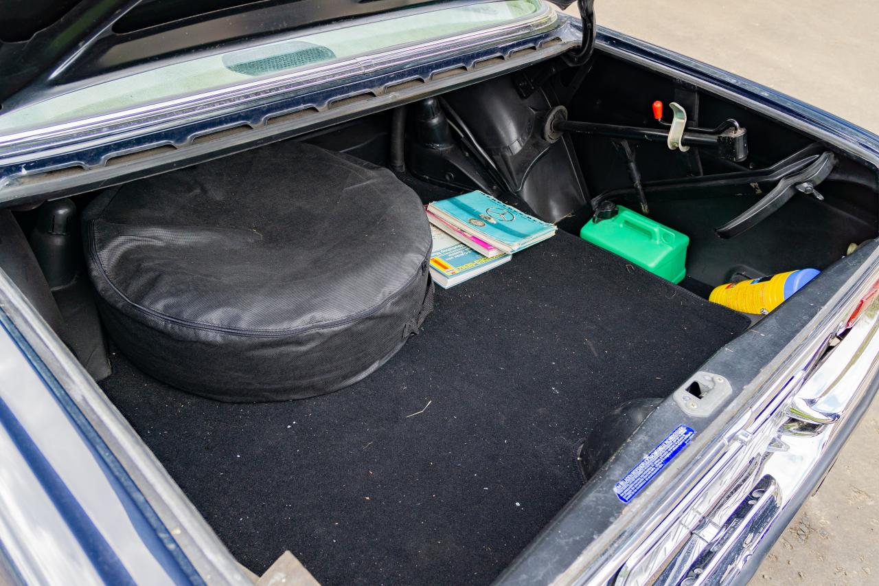 1968 Mercedes - Benz 280 SEL