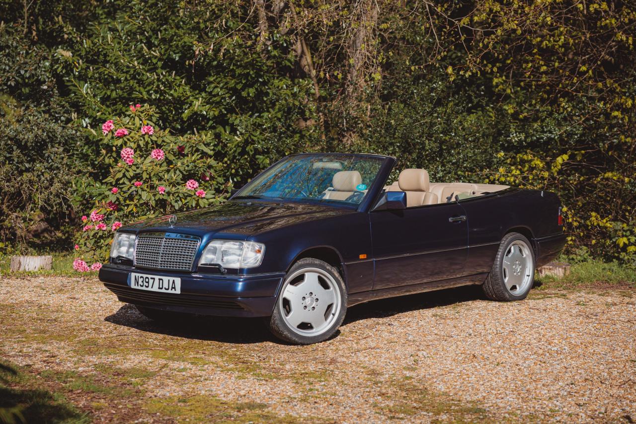 1995 Mercedes - Benz E220 Cabriolet