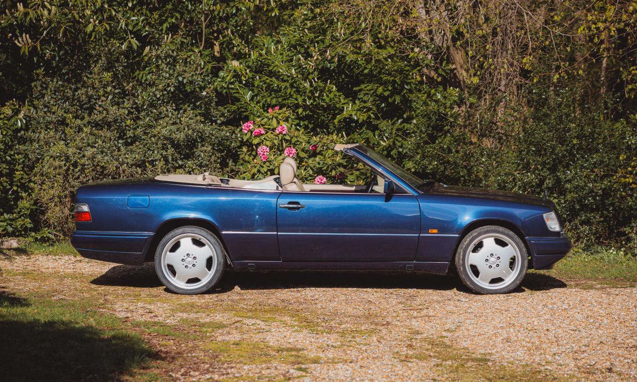 1995 Mercedes - Benz E220 Cabriolet