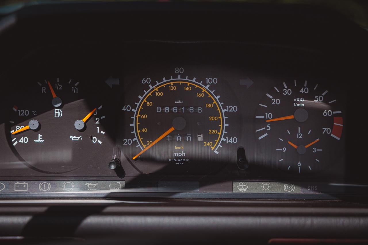 1995 Mercedes - Benz E220 Cabriolet