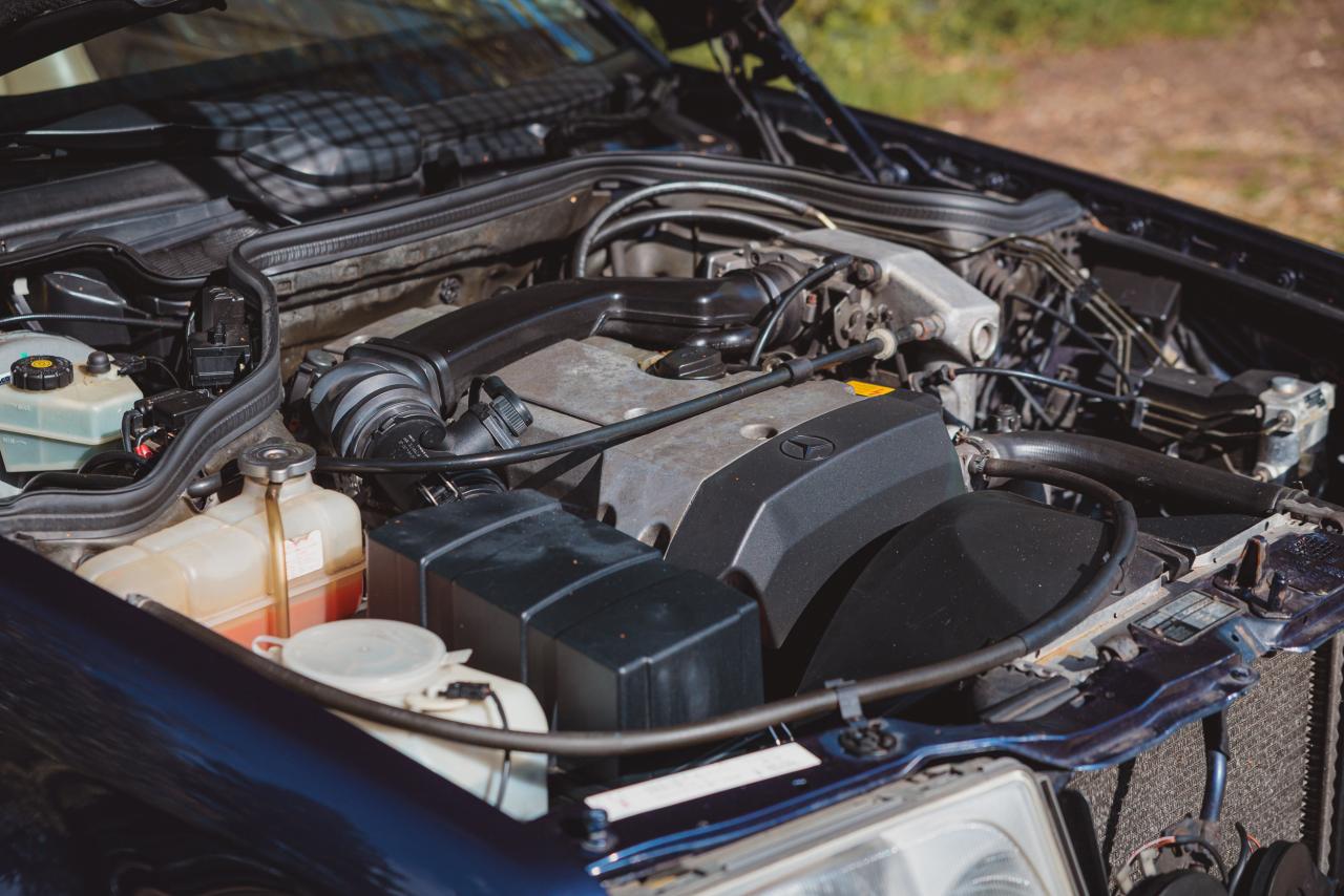 1995 Mercedes - Benz E220 Cabriolet