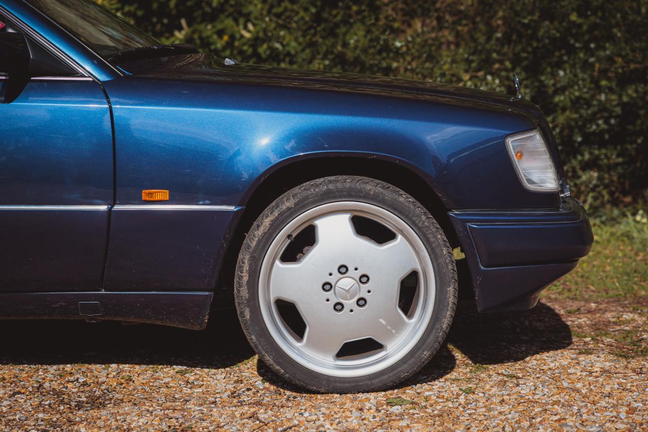 1995 Mercedes - Benz E220 Cabriolet