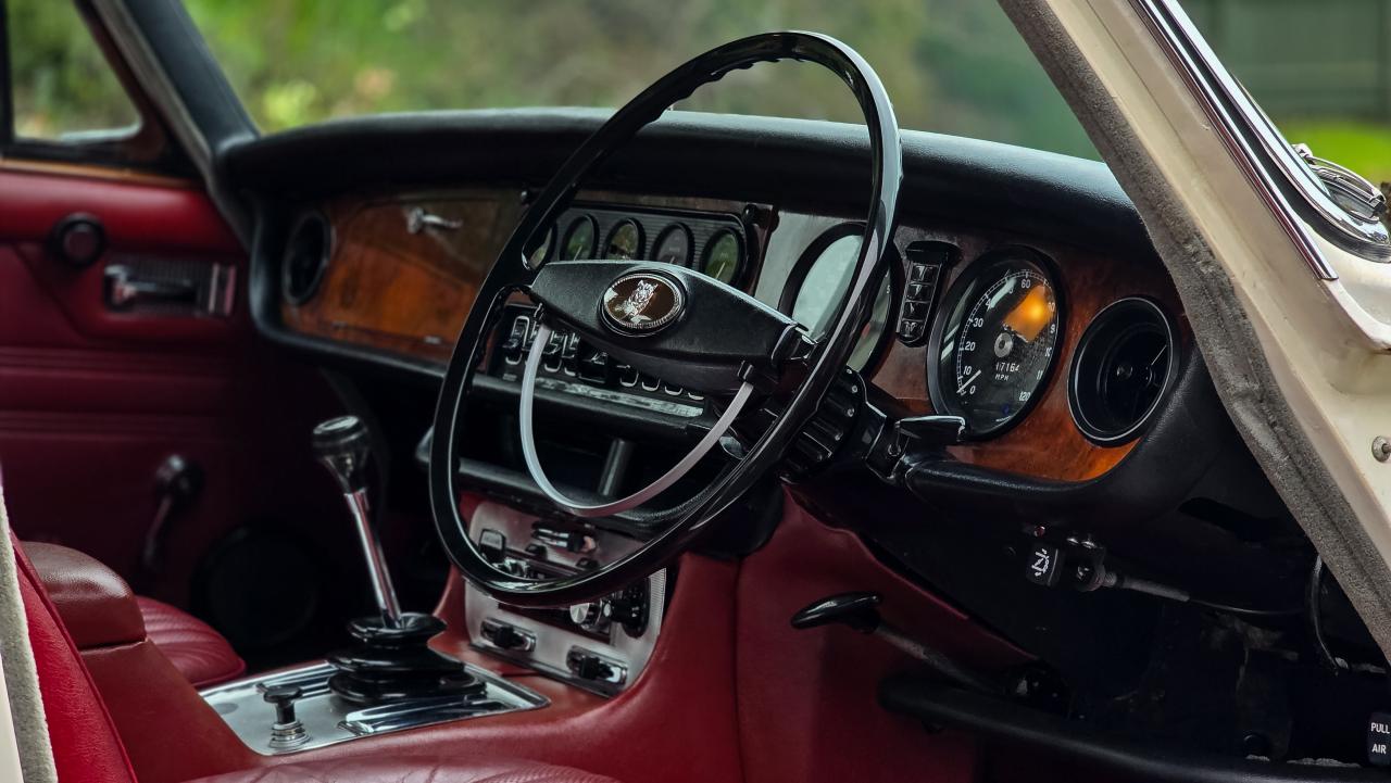 1972 Jaguar XJ6 Series I