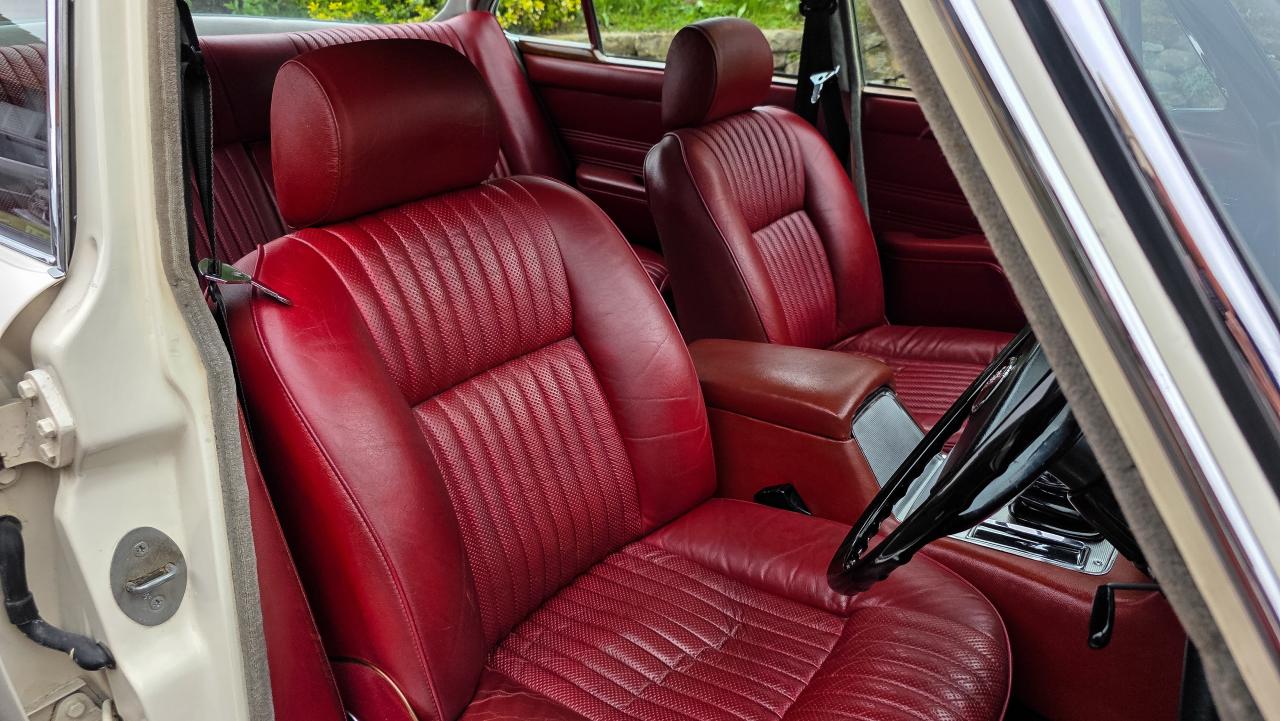 1972 Jaguar XJ6 Series I