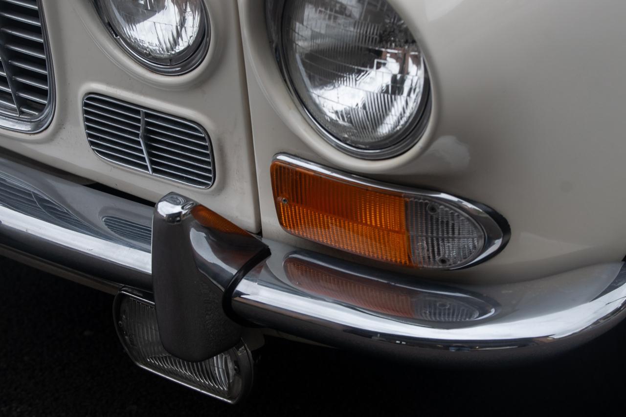 1972 Jaguar XJ6 Series I