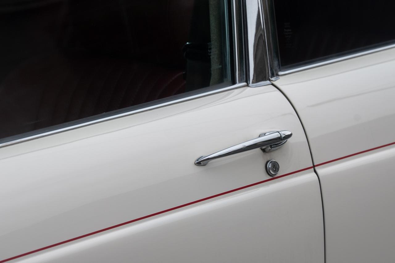 1972 Jaguar XJ6 Series I