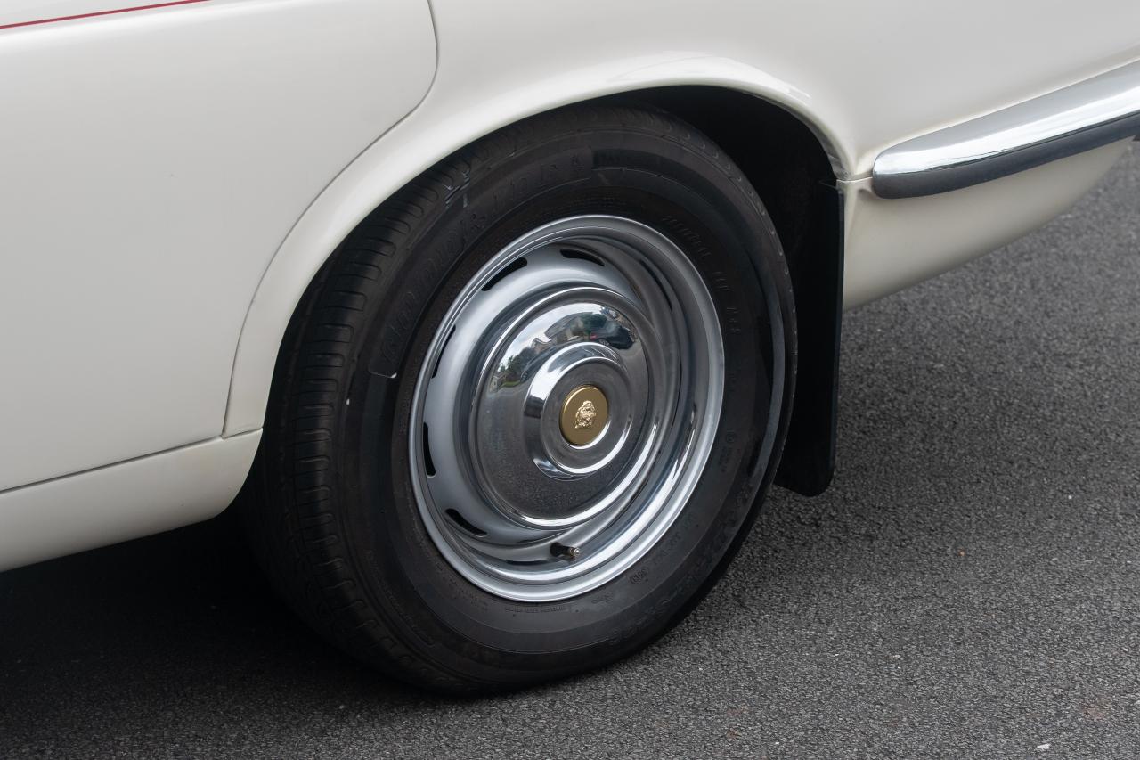 1972 Jaguar XJ6 Series I