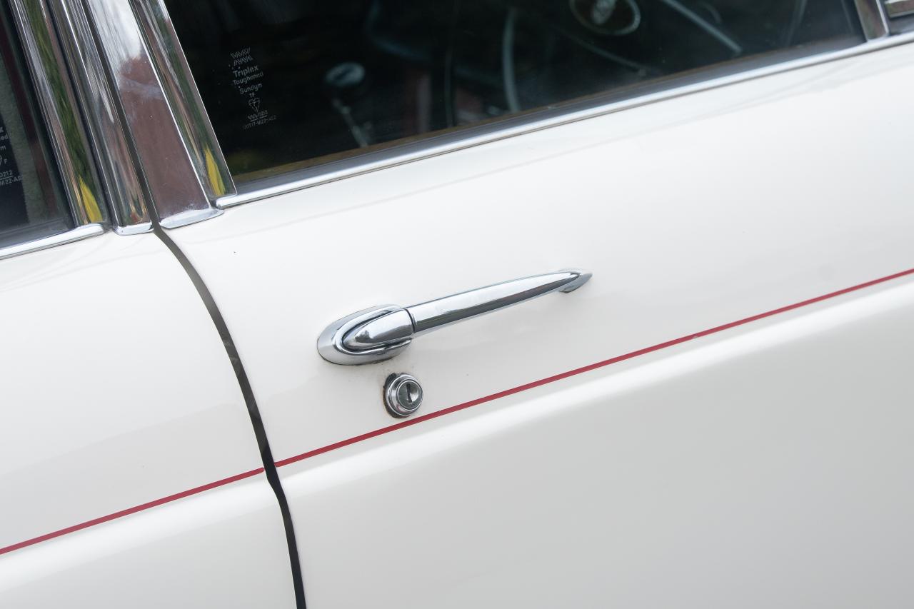 1972 Jaguar XJ6 Series I