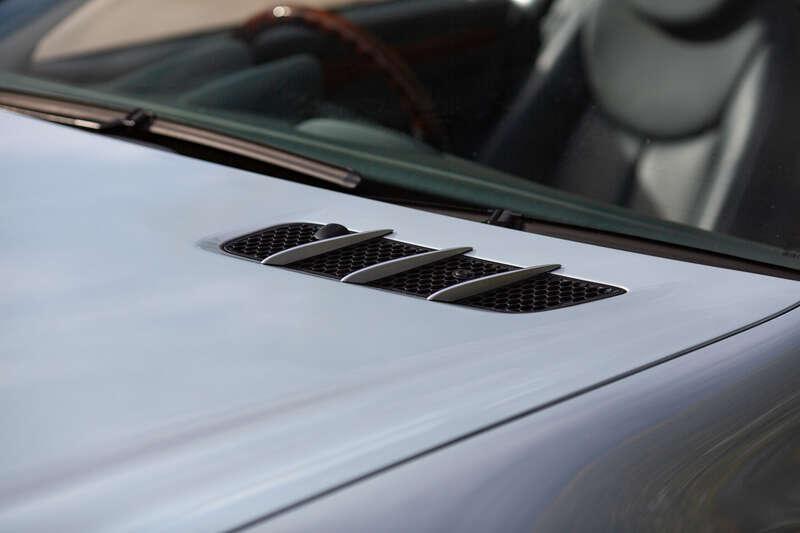 2003 Mercedes - Benz SL500 R230