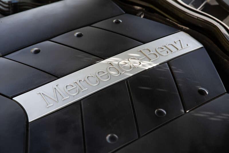 2003 Mercedes - Benz SL500 R230