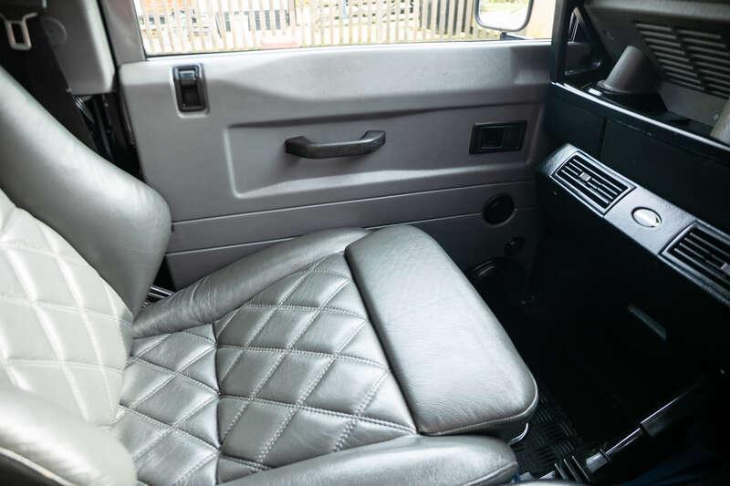 1998 Land Rover DEFENDER 50TH ANNIVERSARY OVERFINCH 570 HSI