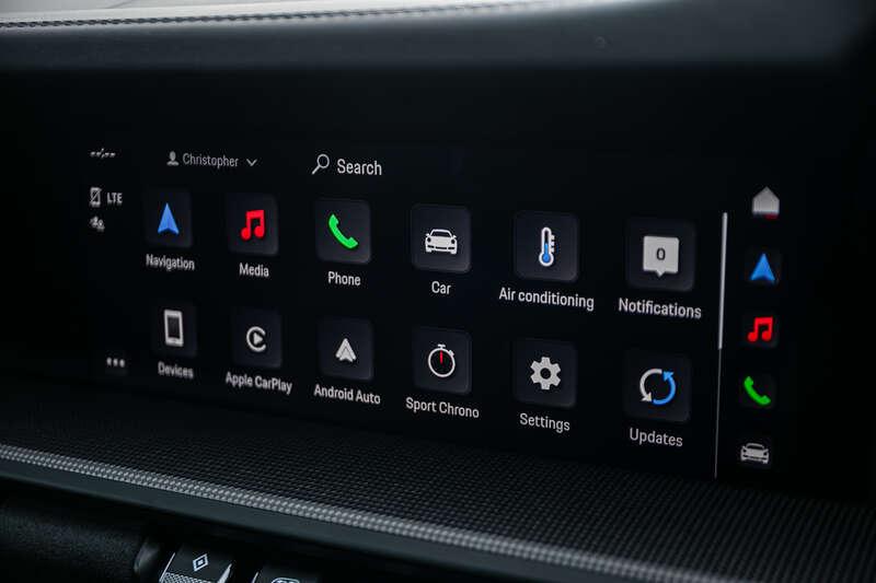 2022 Porsche 911 CARRERA GTS