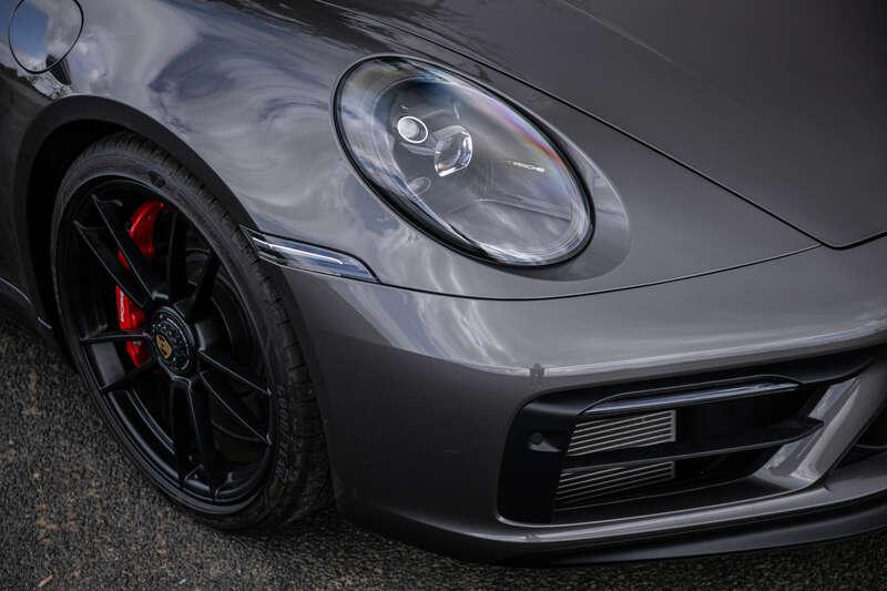 2022 Porsche 911 CARRERA GTS