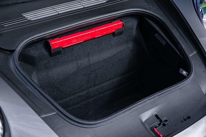 2022 Porsche 911 CARRERA GTS