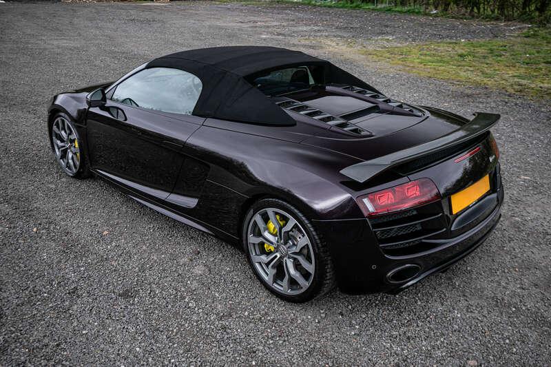 2011 Audi R8 SPYDER QUATTRO V10 MANUAL