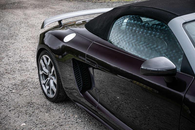 2011 Audi R8 SPYDER QUATTRO V10 MANUAL