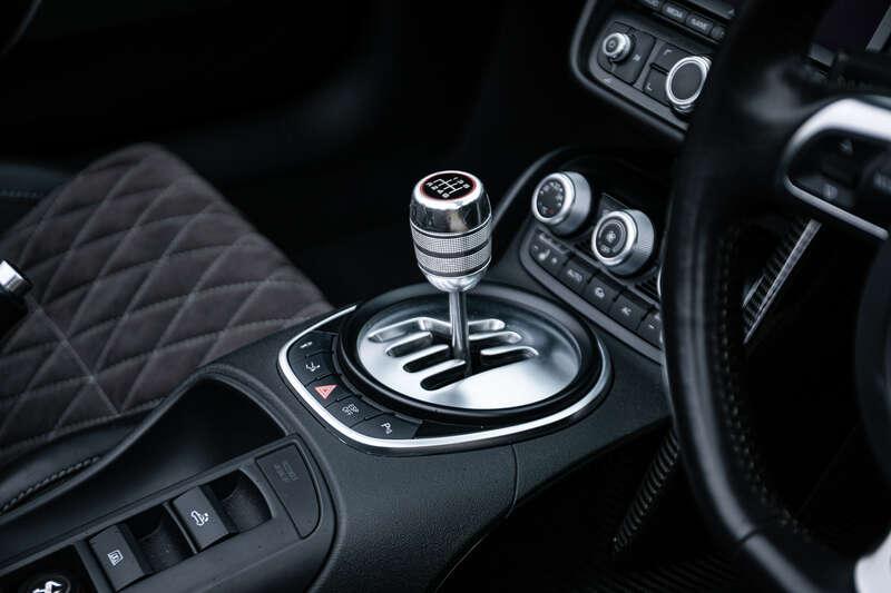 2011 Audi R8 SPYDER QUATTRO V10 MANUAL