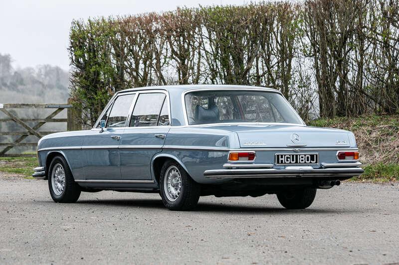 1971 Mercedes - Benz 300 SEL 6.3 RHD