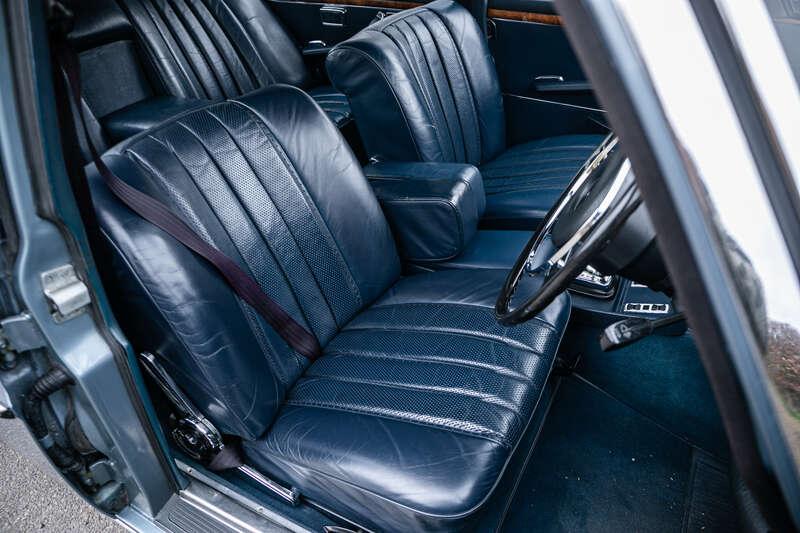 1971 Mercedes - Benz 300 SEL 6.3 RHD