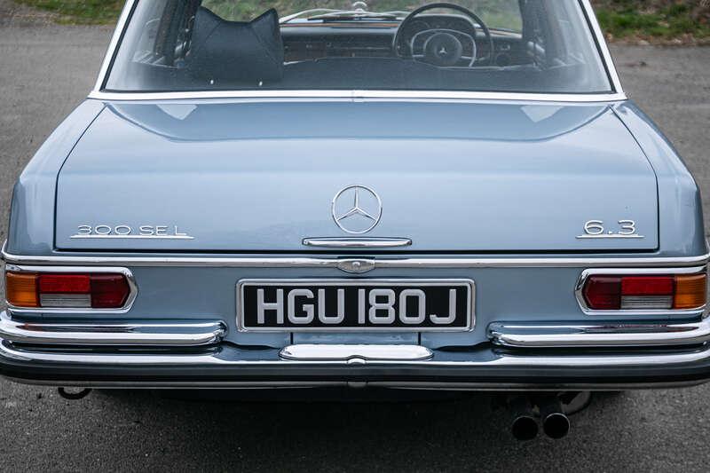 1971 Mercedes - Benz 300 SEL 6.3 RHD