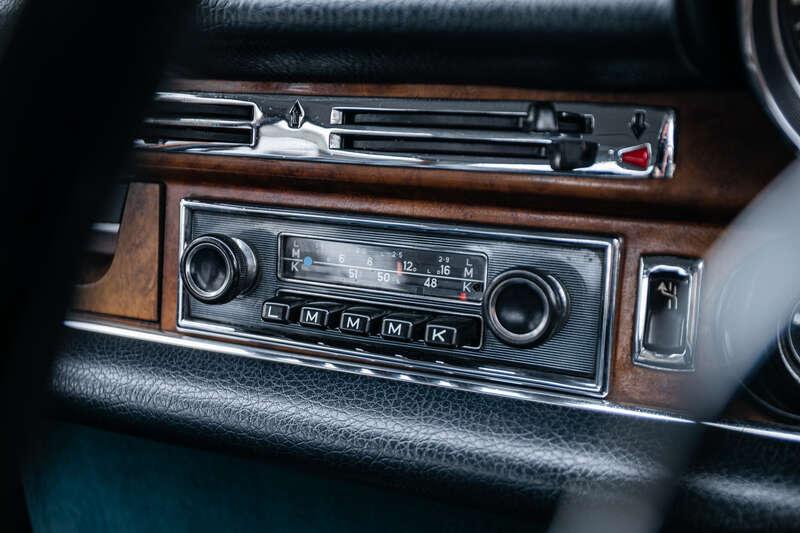 1971 Mercedes - Benz 300 SEL 6.3 RHD