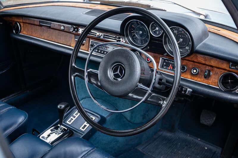 1971 Mercedes - Benz 300 SEL 6.3 RHD