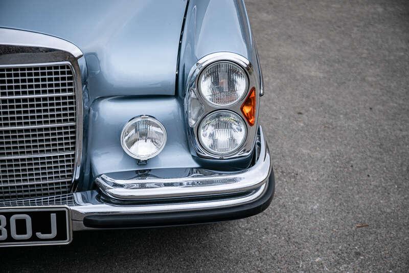 1971 Mercedes - Benz 300 SEL 6.3 RHD