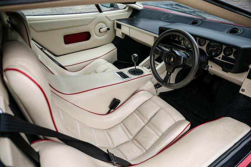1988 Lamborghini COUNTACH 5000 QUATTROVALVOLE 88.5 UK RHD