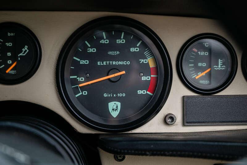 1988 Lamborghini COUNTACH 5000 QUATTROVALVOLE 88.5 UK RHD
