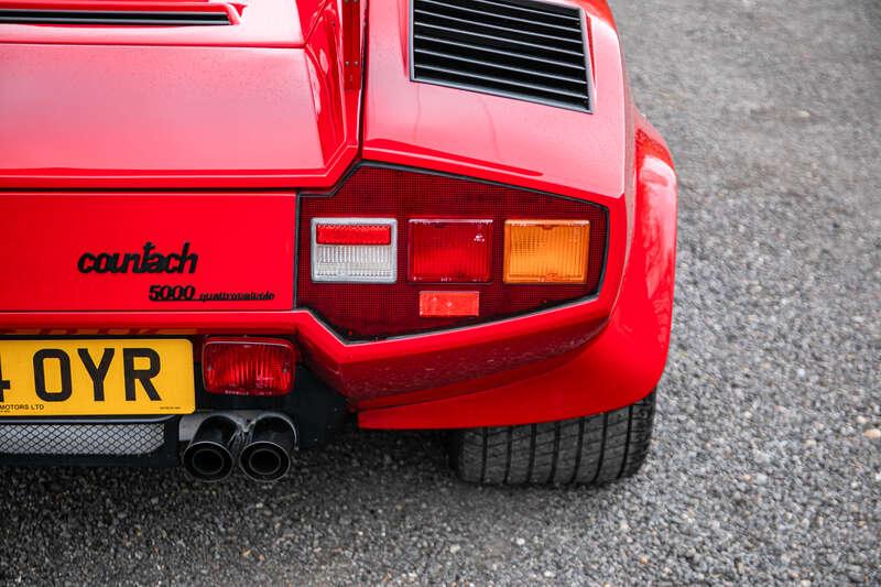 1988 Lamborghini COUNTACH 5000 QUATTROVALVOLE 88.5 UK RHD