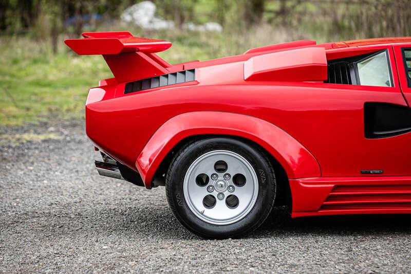 1988 Lamborghini COUNTACH 5000 QUATTROVALVOLE 88.5 UK RHD