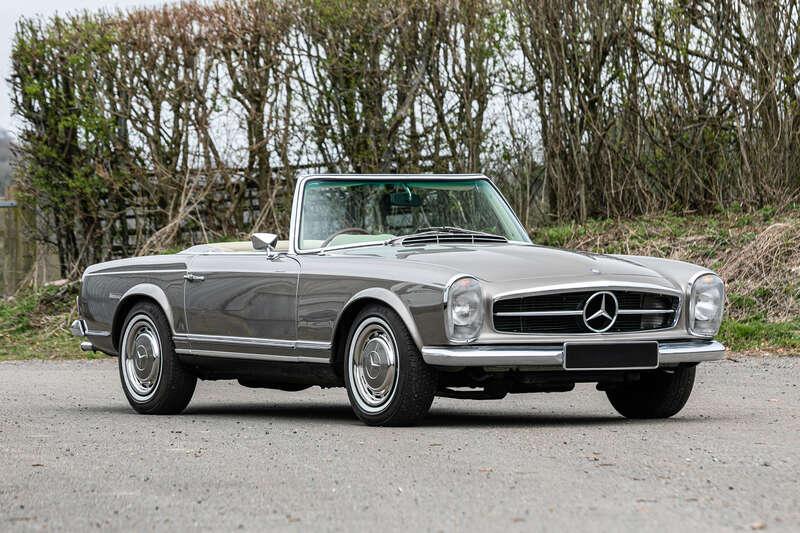 1970 Mercedes - Benz 280SL PAGODA 5 SPEED MANUAL