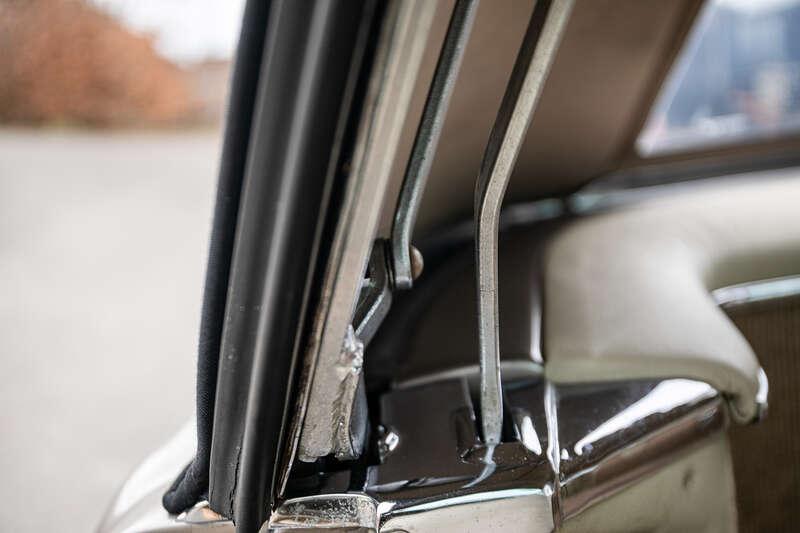 1970 Mercedes - Benz 280SL PAGODA 5 SPEED MANUAL