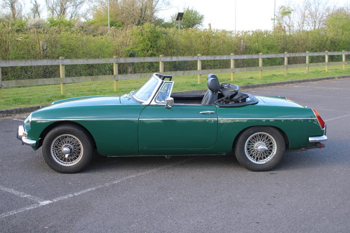 1972 MG B Roadster