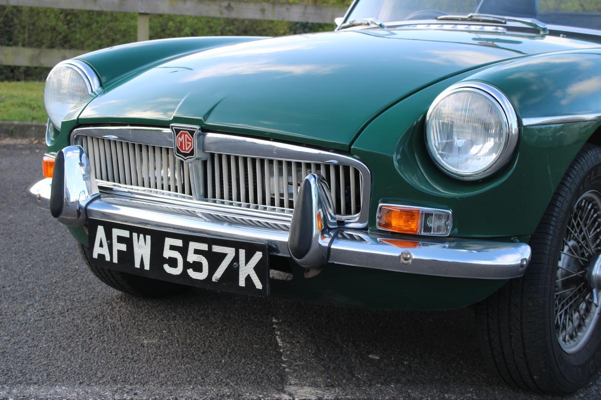 1972 MG B Roadster