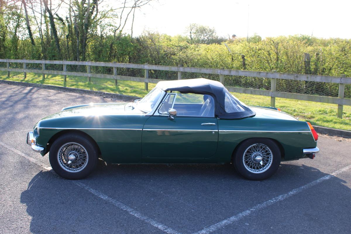 1972 MG B Roadster