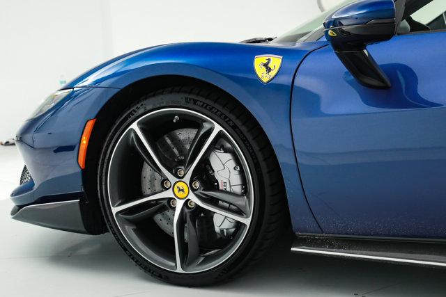 2023 Ferrari 296 GTS