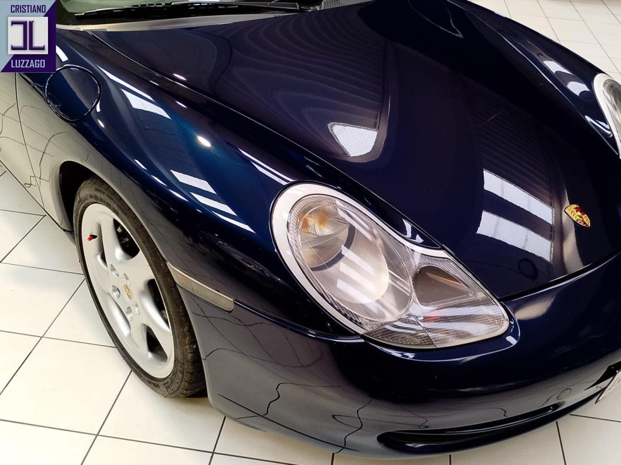 1998 Porsche 996 CARRERA 4