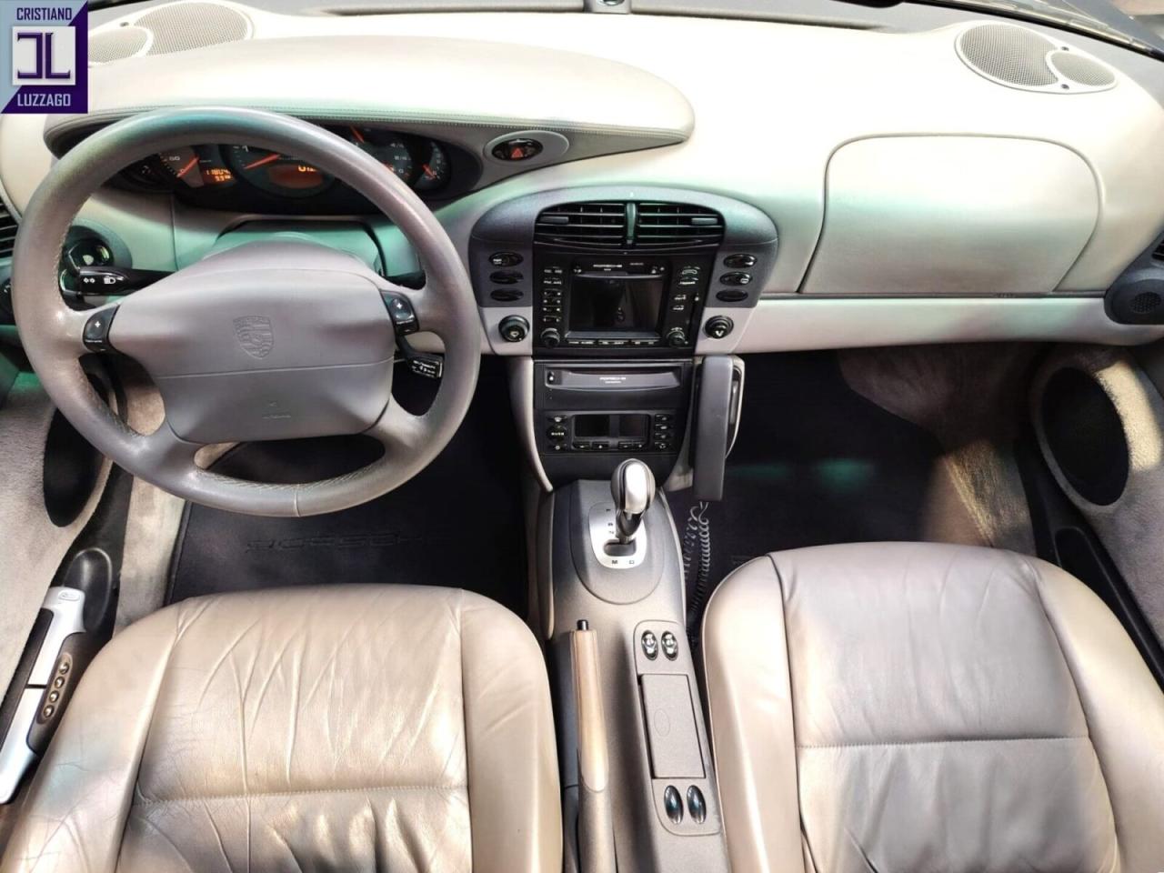 1998 Porsche 996 CARRERA 4