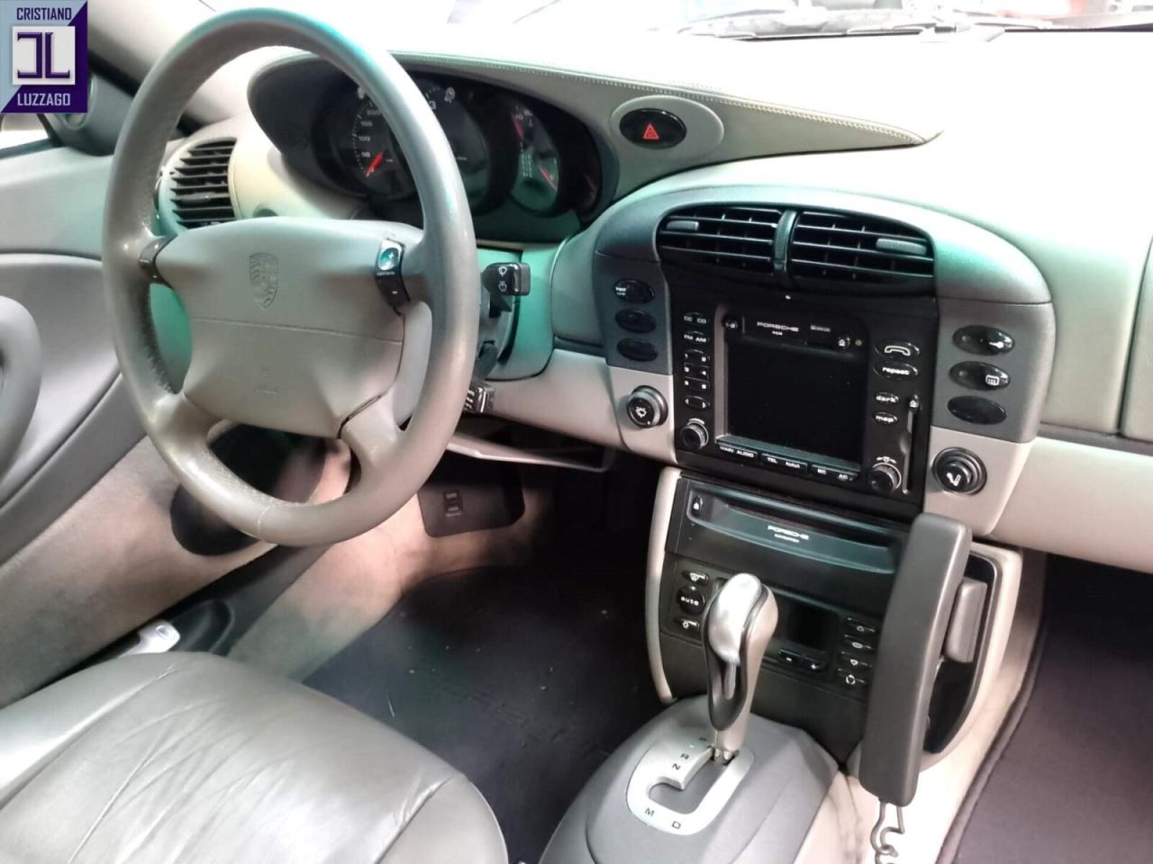 1998 Porsche 996 CARRERA 4