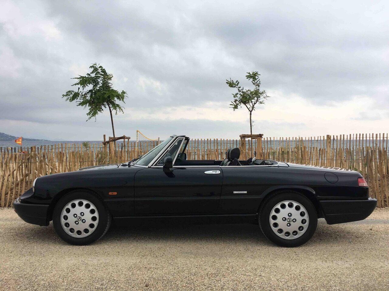 1993 Alfa Romeo SPIDER 2000 S.4