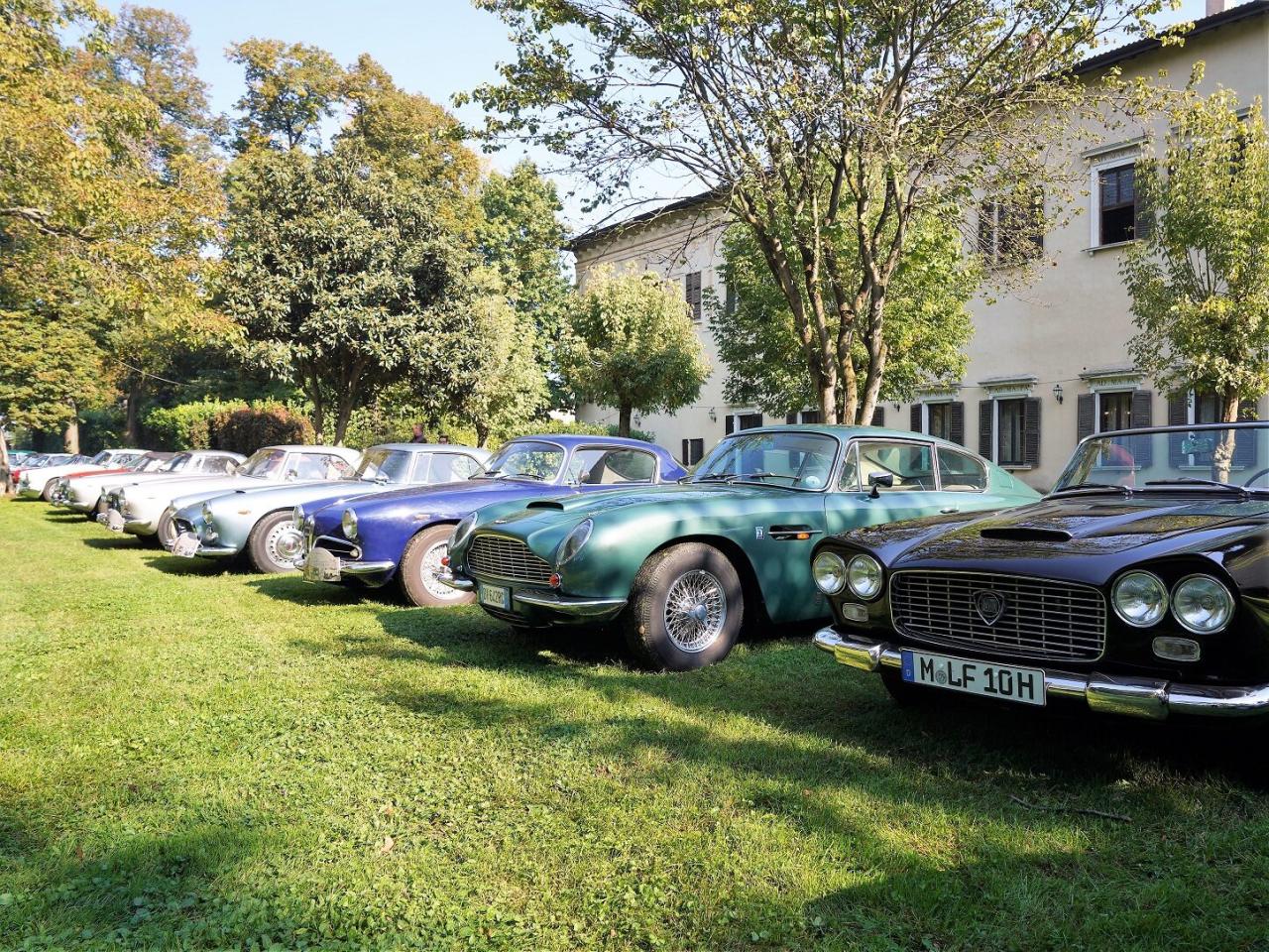 1966 Aston Martin DB6
