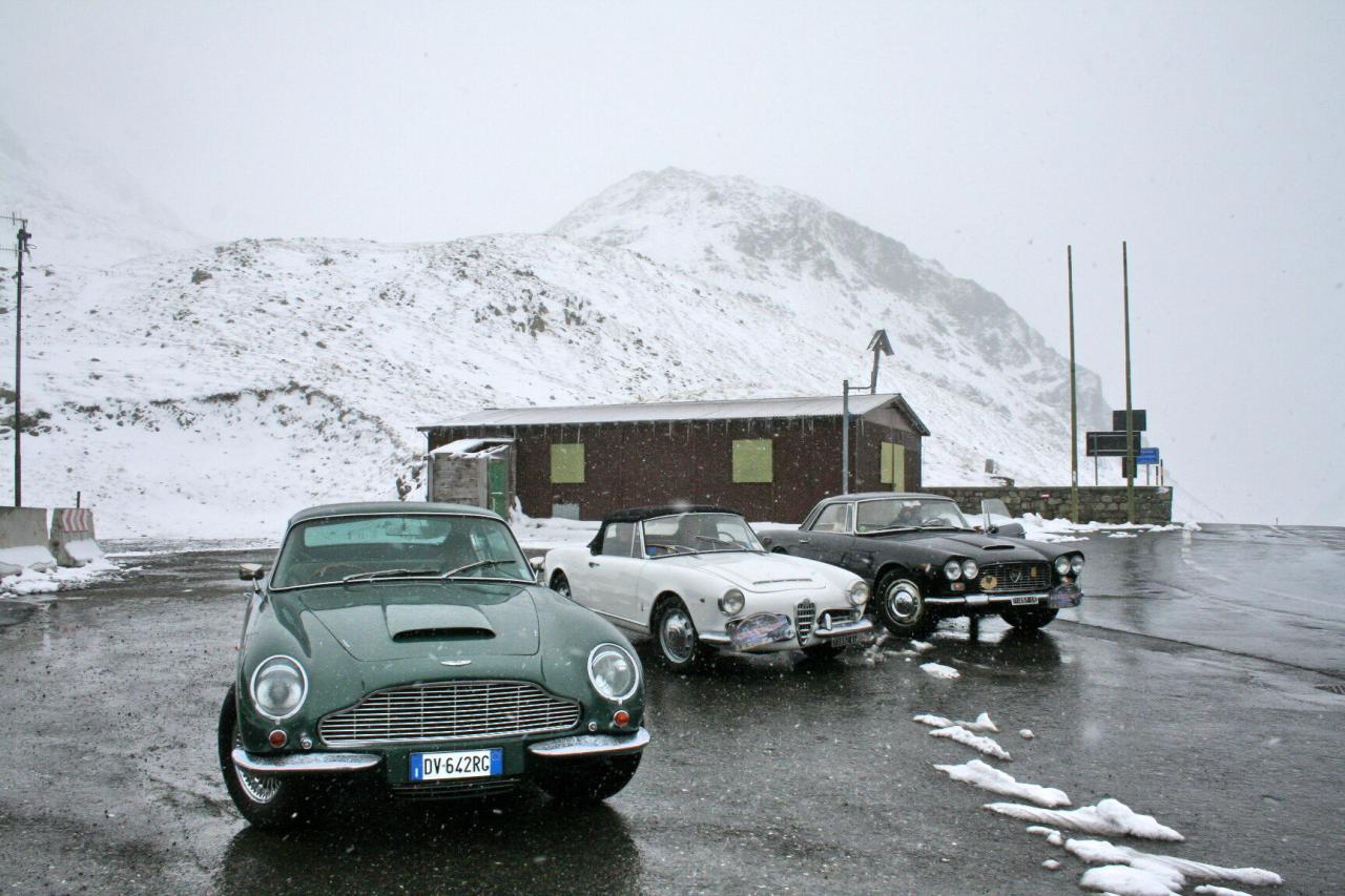 1966 Aston Martin DB6