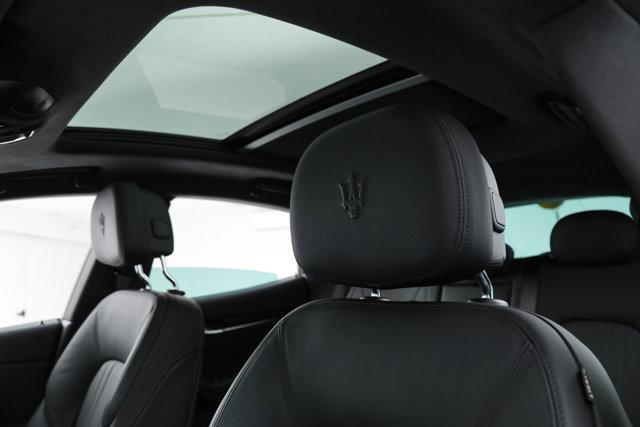 2022 Maserati Levante