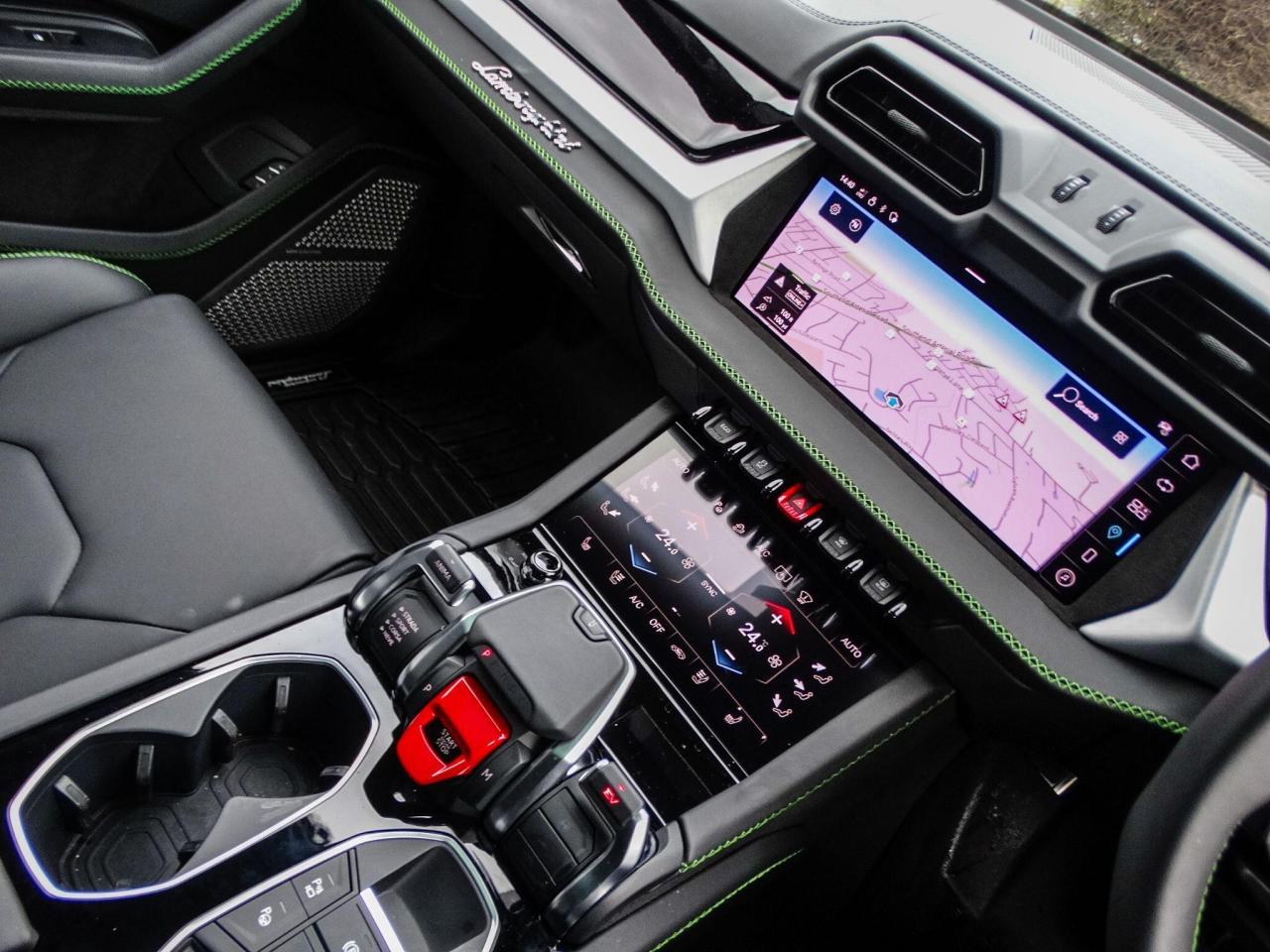 2025 Lamborghini 4.0 V8 BiTurbo 25.9kWh SE Auto 4WD Euro 6 5dr