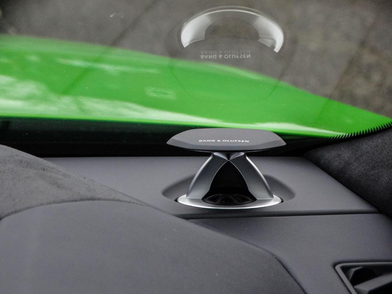 2025 Lamborghini 4.0 V8 BiTurbo 25.9kWh SE Auto 4WD Euro 6 5dr