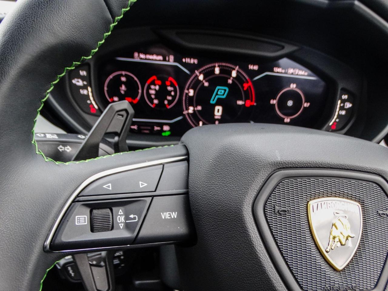 2025 Lamborghini 4.0 V8 BiTurbo 25.9kWh SE Auto 4WD Euro 6 5dr